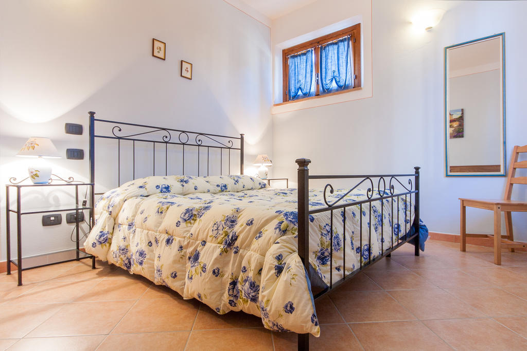 Agriturismo Podere Camollia Costalpino Bilik gambar